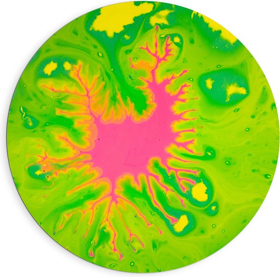 Dibond Muurcirkel - Abstracte Roze Vlek in Groen Bevlekte Omgeving - 90x90 cm Foto op Aluminium Muurcirkel (met ophangsysteem)