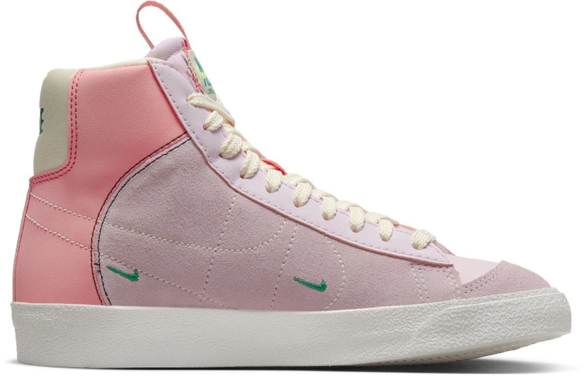 Sneakers Nike Blazer Mid ’77 Roze