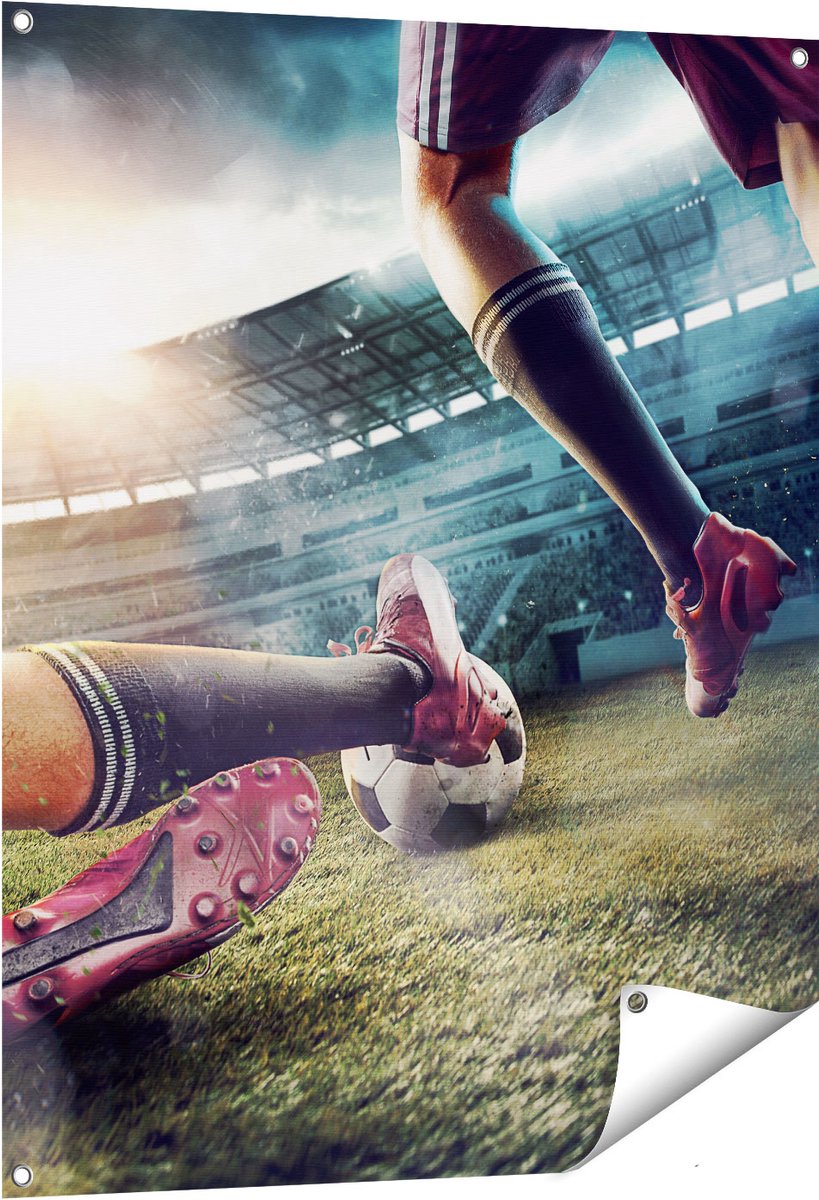 Gards Tuinposter Voetbal Sliding in het Stadion - 80x100 cm - Tuindoek - Tuindecoratie - Wanddecoratie buiten - Tuinschilderij Multikleur