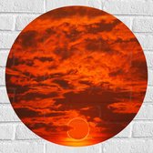 Muursticker Cirkel - Rode Gloed in Lucht door Complete Zonsverduistering - 60x60 cm Foto op Muursticker