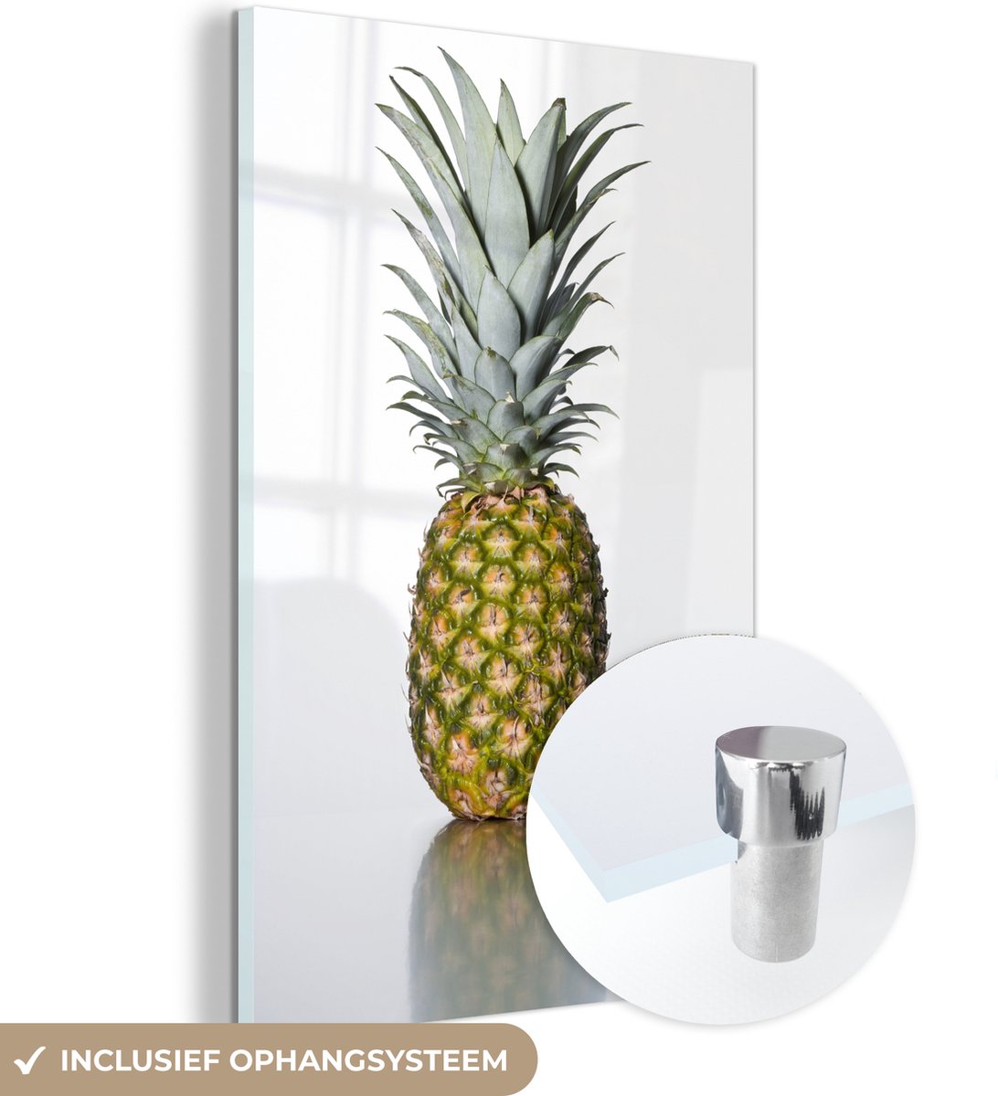 ® Glasschilderij 120x180 cm - Schilderij acrylglas - Ananas - Reflectie - Wit - Foto op glas - Muurdecoratie woonkamer - Wanddecoratie slaapkamer - Schilderijen