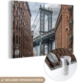MuchoWow® Glasschilderij 90x60 cm - Schilderij acrylglas - New York - Manhattan - Bridge - Dumbo - Foto op glas - Schilderijen
