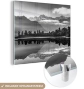 MuchoWow® Glasschilderij 20x20 cm - Schilderij acrylglas - Nieuw-Zeeland - Reflectie - Berg - Foto op glas - Schilderijen