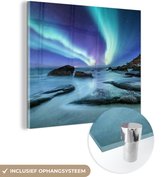 MuchoWow® Glasschilderij 20x20 cm - Schilderij acrylglas - Noorderlicht - Landschap - Lofoten - Foto op glas - Schilderijen