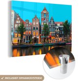 MuchoWow® Glasschilderij 90x60 cm - Schilderij acrylglas - Amsterdam - Kanaal - Huis - Foto op glas - Schilderijen