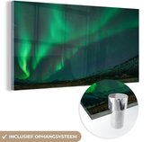 MuchoWow® Glasschilderij 120x60 cm - Schilderij acrylglas - Noorderlicht - Natuur - IJsland - Foto op glas - Schilderijen