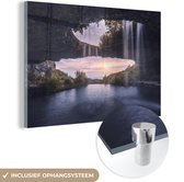 MuchoWow® Glasschilderij 30x20 cm - Schilderij acrylglas - Waterval - Grot - Natuur - Foto op glas - Schilderijen