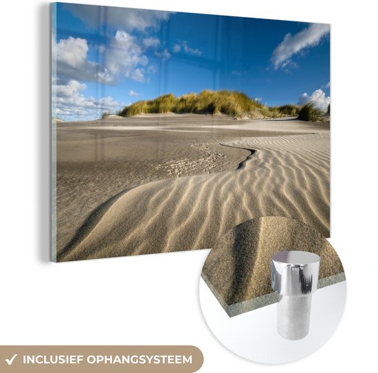 MuchoWow® Glasschilderij 120x80 cm - Schilderij acrylglas - Patronen in het zand op het Nederlandse eiland Schiermonnikoog - Foto op glas - Schilderijen