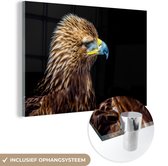 MuchoWow® Glasschilderij 120x80 cm - Schilderij acrylglas - Close-up adelaar tegen zwarte achtergrond - Foto op glas - Schilderijen
