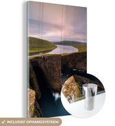 MuchoWow® Glasschilderij 20x30 cm - Schilderij acrylglas - Kliffen op Faeröer eilanden - Foto op glas - Schilderijen