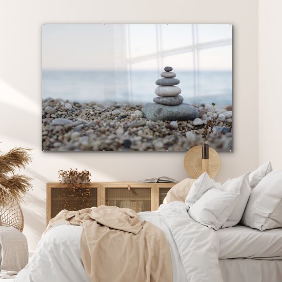 ® Glasschilderij 180x120 cm - Schilderij acrylglas - Balancerende stenen op kiezelstrand - Foto op glas - Muurdecoratie woonkamer - Wanddecoratie slaapkamer - Schilderijen