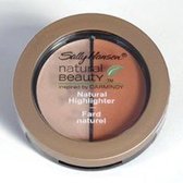 Sally Hansen Natural Beauty Natural Highlighter Duo, Gold Luster, Inspired by Carmindy