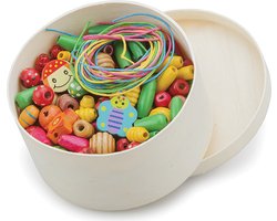 foto van New Classic Toys - Houten Rijgkralen in Box - Educatief Spel - Kleine Kralen Set voor Kinderen - Speelgoed - 230 Kralen en 4 Koorden