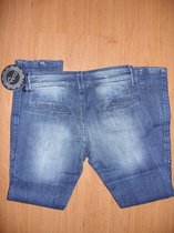 Zu-Yspanici jeans 140
