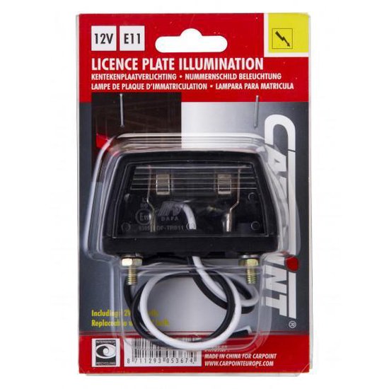 Kentekenplaatverlichting in verpakking met tekst 'LICENCE PLATE ILLUMINATION'.