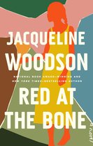 Boek cover Red at the Bone van Jacqueline Woodson