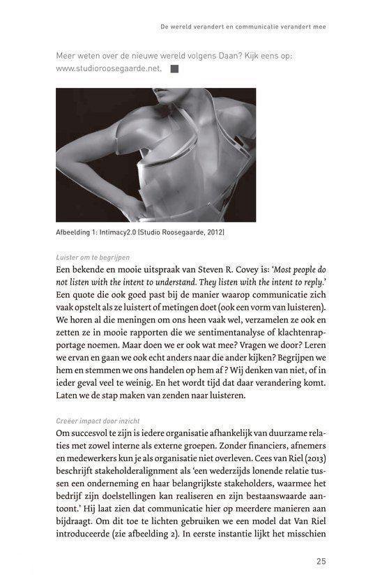 Pagina 25, met afbeelding 'Intimacy2.0' en tekst over het belang van luisteren en het creëren van impact.