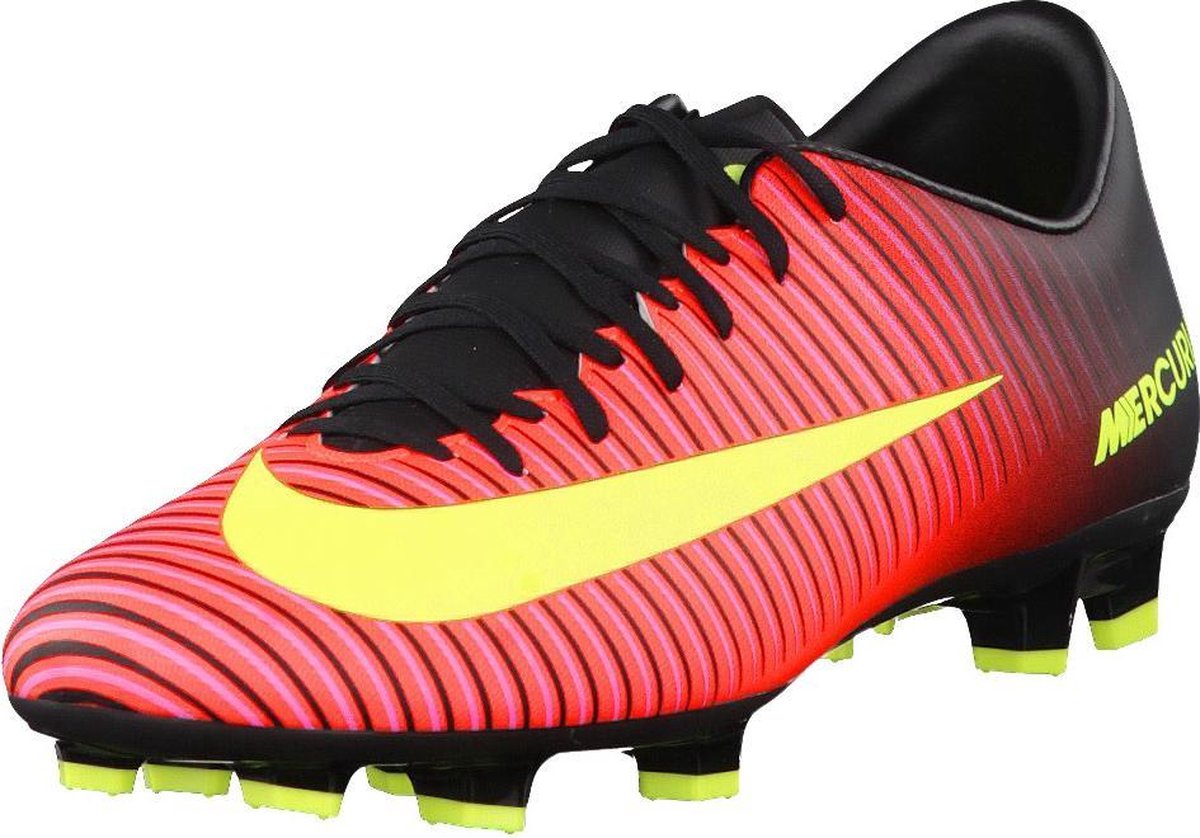 Nike Mercurial Victory VI FG Voetbalschoenen Maat 42.5 Mannen rood geel zwart bol