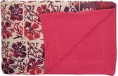 Heerlijk zacht strandlaken gemaakt van sarongstof in de kleuren rood wit paars met bloemen versierd lengte 170cm breedte 118 cm.