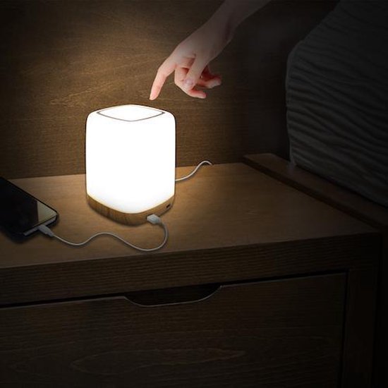 Macally LAMPCHARGESQ-E Nachtkast-led-lamp 4-poorts USB-lader | bol.com