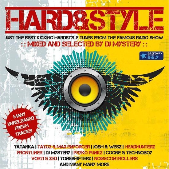Hard&Style albumcover met luidspreker, vleugels en lijst met artiesten op een geel en grijs achtergrondontwerp.