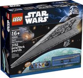 Bol.com LEGO Star Wars Super Star Destroyer - 10221 aanbieding