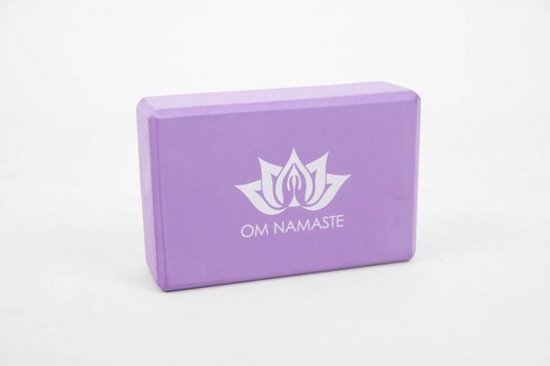 Bloc de yoga violet avec le logo 'Om Namaste' en blanc.