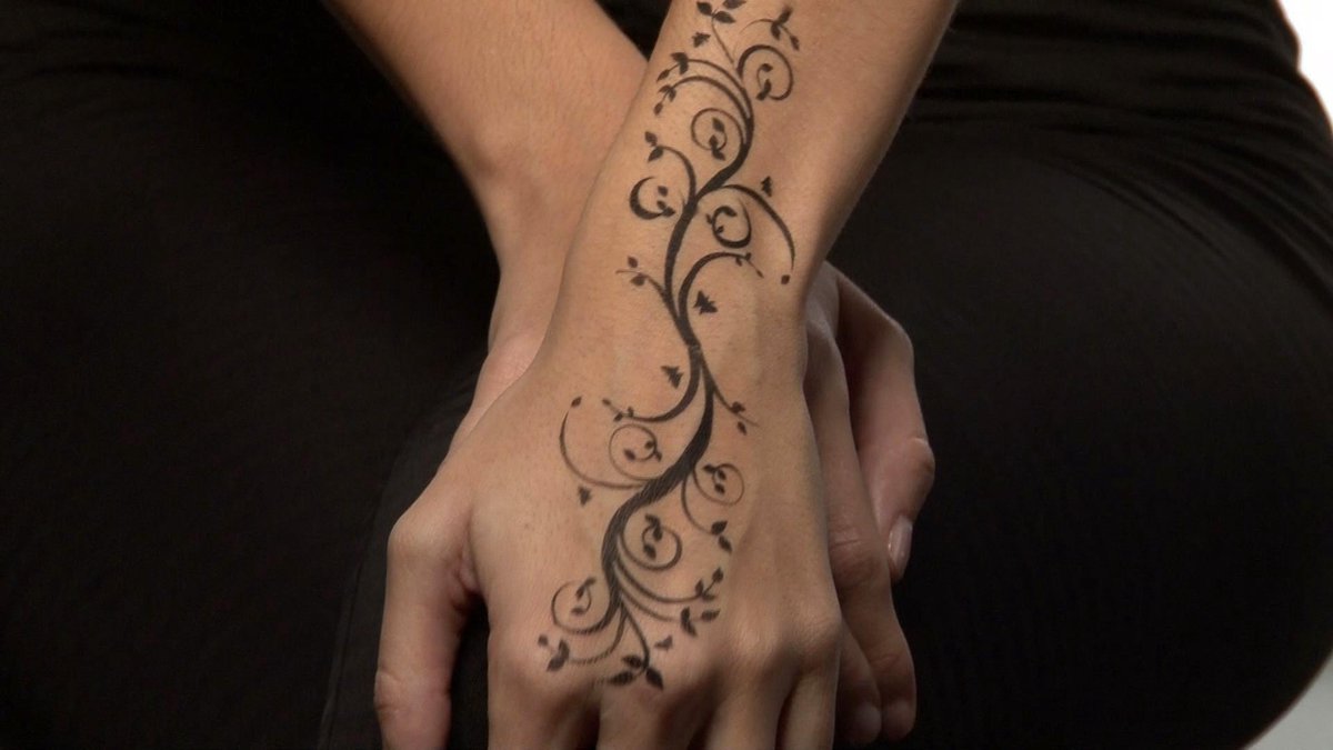 Bol Com Tattoo Spray Tijdelijke Tatoeage Met Sjablonen