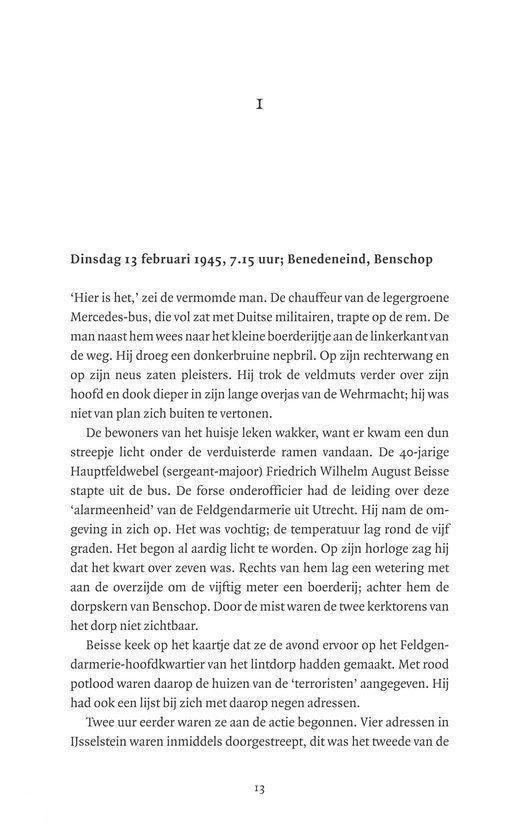 Pagina uit een boek met tekst over de Tweede Wereldoorlog.