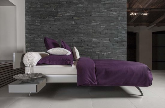 sofa huiselijk Prik Dekbedovertrek Refined Basic Twill - Aubergine - 1-persoons (140x200/220 cm  + 1 sloop) | bol.com