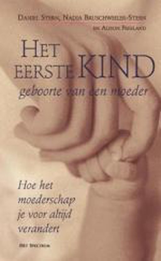 EERSTE KIND GEBOORTE VAN EEN MOEDER