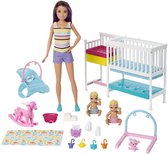 Bol.com Barbie Babysitter Skipper Kinderspeelkamer Speelset - Barbiepop aanbieding