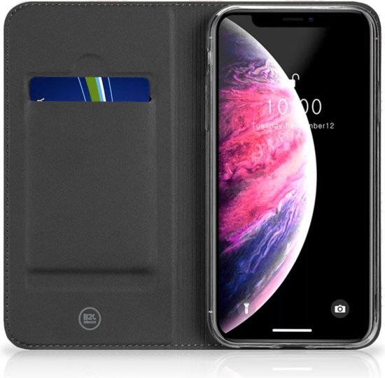 Apple iPhone 11 Pro Max Flip Style Cover Ananas