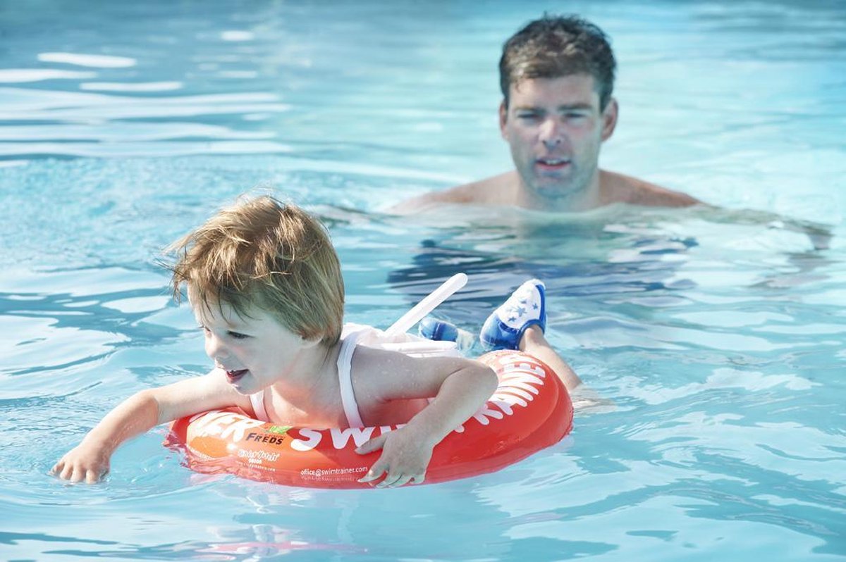 SWIMTRAINER "Classic" ® rood (3 maanden tot 4 jaar, 6kg - 18kg) DE VEILIGE BABY ZWEMBAND: ZWEMTRAINER | (Keurmerken: CE - TüV - EN13138 - 1:2014) — afbeelding 5