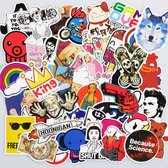 100 verschillende stickers met grappige plaatjes, bekende karakters en logo's. Perfecte mix voor skateboard, koffer, laptop, mobiel, fiets, auto, muur etc.