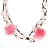 Lange roze ketting met bont, parels en kraaltjes