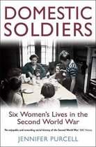 Boek cover Domestic Soldiers van Jennifer Purcell