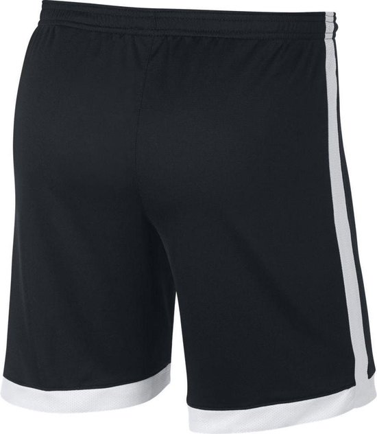 Nike Dry academy18 short 893691 010