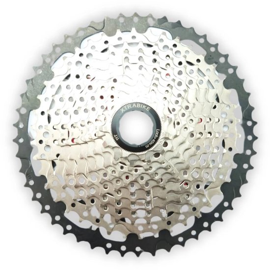 Xtrabike cassette 11-speed, 11-50 tanden, zilverkleurig met Xtrabike logo.