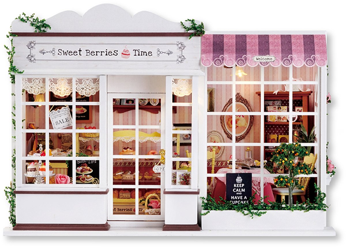 CUTE ROOM - DIY Miniatuur Houten Poppenhuis Bouwpakket - A-041 - Sweet Berries Time