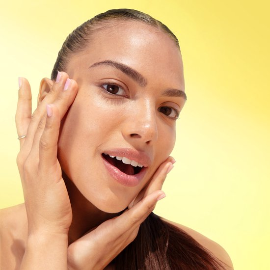 Garnier SkinActive - Glow Booster Serum Cream met Vitamine C* en SPF 25 - 2-in-1 serum & crème - Serum Vitamine C* - Hydrateert & Laat Stralen - 50ml