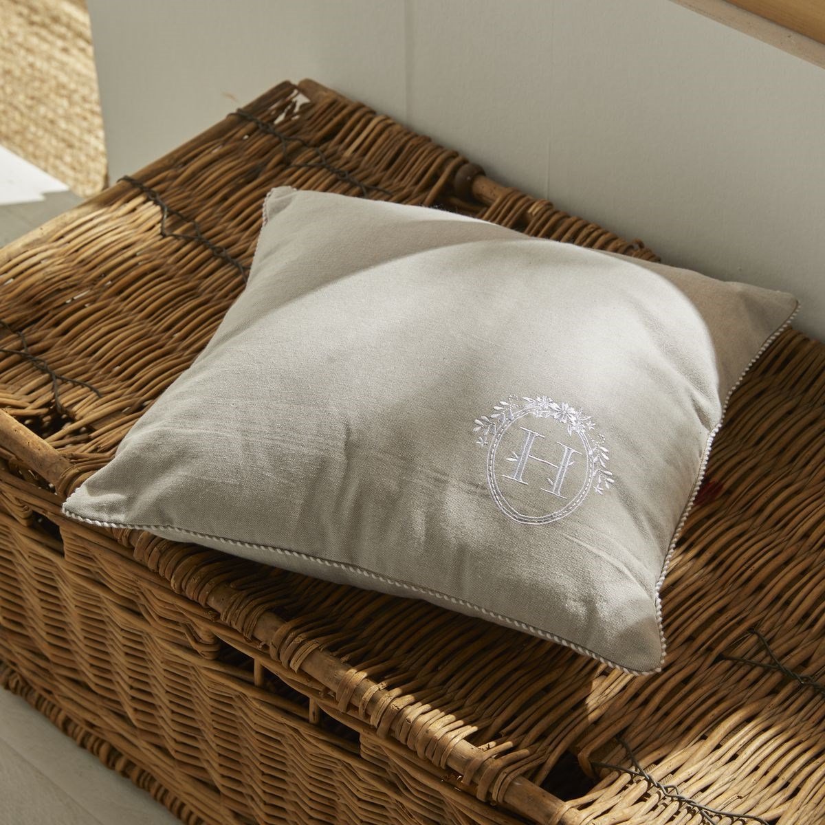 Kussen - VANDAAG - CHARME - Chambray x Petite broderie Berenice - 40 x 40 cm