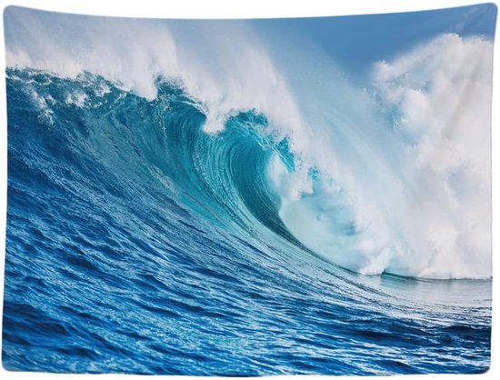 Een groot, fotorealistisch wandkleed met een kolkende blauwe oceaan golf met witte schuimkoppen.