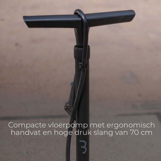 BBB Cycling AirWave Fietspomp met Drukmeter - Fiets Pomp Racefiets en Mountainbike - Voetpomp Fiets 9 Bar - Zwart - BFP-20 van BBB Cycling — afbeelding 2