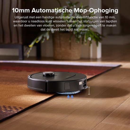Robotstofzuiger met 10 mm automatische mop-ophanging die over een tapijt kan rijden zonder het nat te maken.
