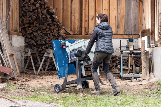 Scheppach Wipzaag HS720 - 4500W / 400V - Brandhoutzaag voor max. Ø24 cm hout & tot 150cm lengte hout - Geschikt voor hardhout & zachthout van Scheppach — afbeelding 4