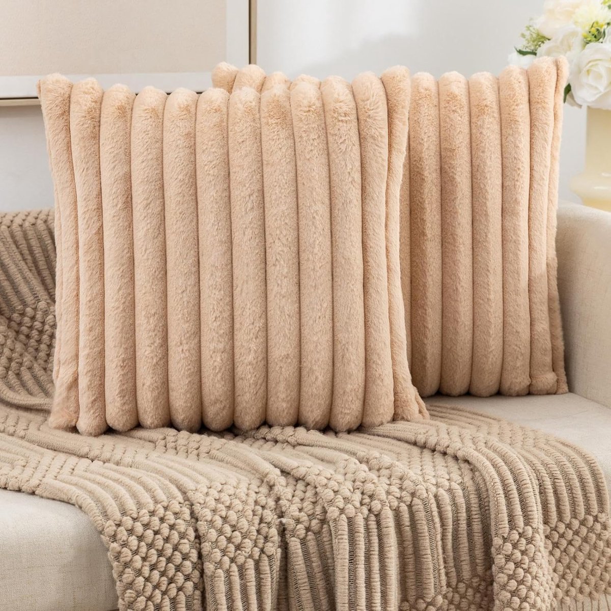HAUSS SPOLE - Fluwelen Kussensloop- Thee-Geel - Kussenslopen 45 X 45 Cm - Set Van 2 - Kussenhoes - Kussenhoezen - Sierkussens - Pluche Stof