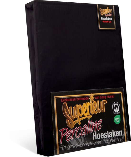 Zwarte hoeslaken in verpakking met label "Superieur Percaline Hoeslaken" en "Fijn geweven katoenen hoeslaken".