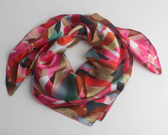 Dana bandana- Accessories Junkie Amsterdam- Dames- Halsdoek- Sjaaltje- Viscose- 65x65cm-Bladeren print-Multi kleuren