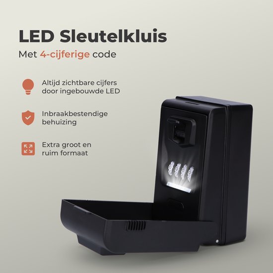 Zwarte sleutelkluis met open deurtje, LED-verlichting op cijferslot, 4-cijferige code.